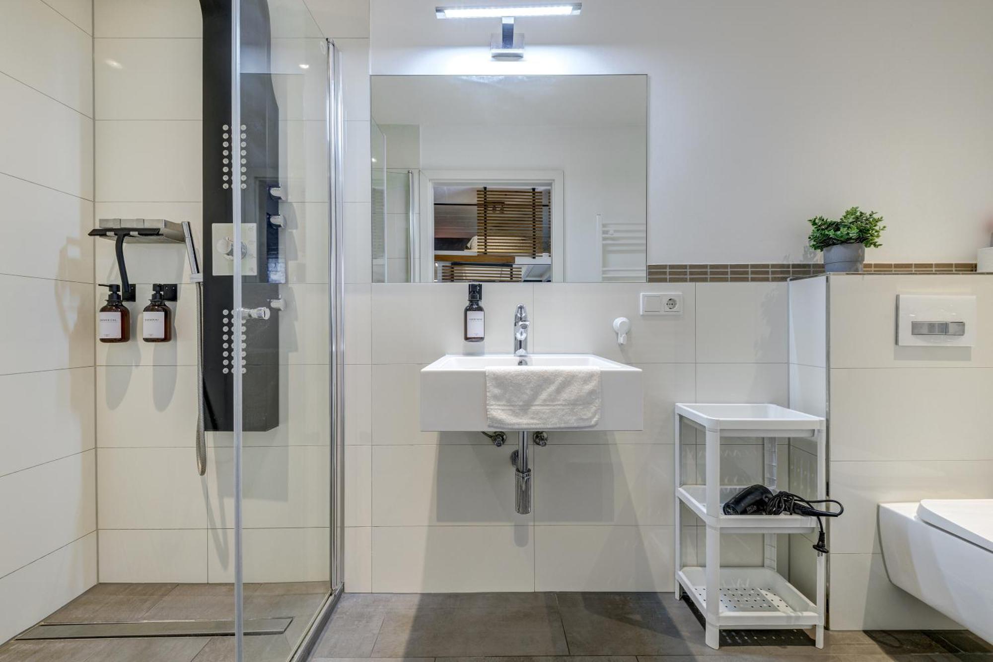 Home By Doni I Serviced Apartments I Ruhig I Zentral Nahe Rmcc, Staatsheater & Landtag Вісбаден Номер фото